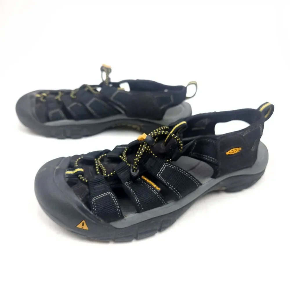 KEEN Newport H2 Men's Size 10 Closed Toe Water, Hiker Original Hybrid Sandal